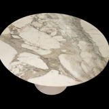 Marble tulip round table by eero saarinen