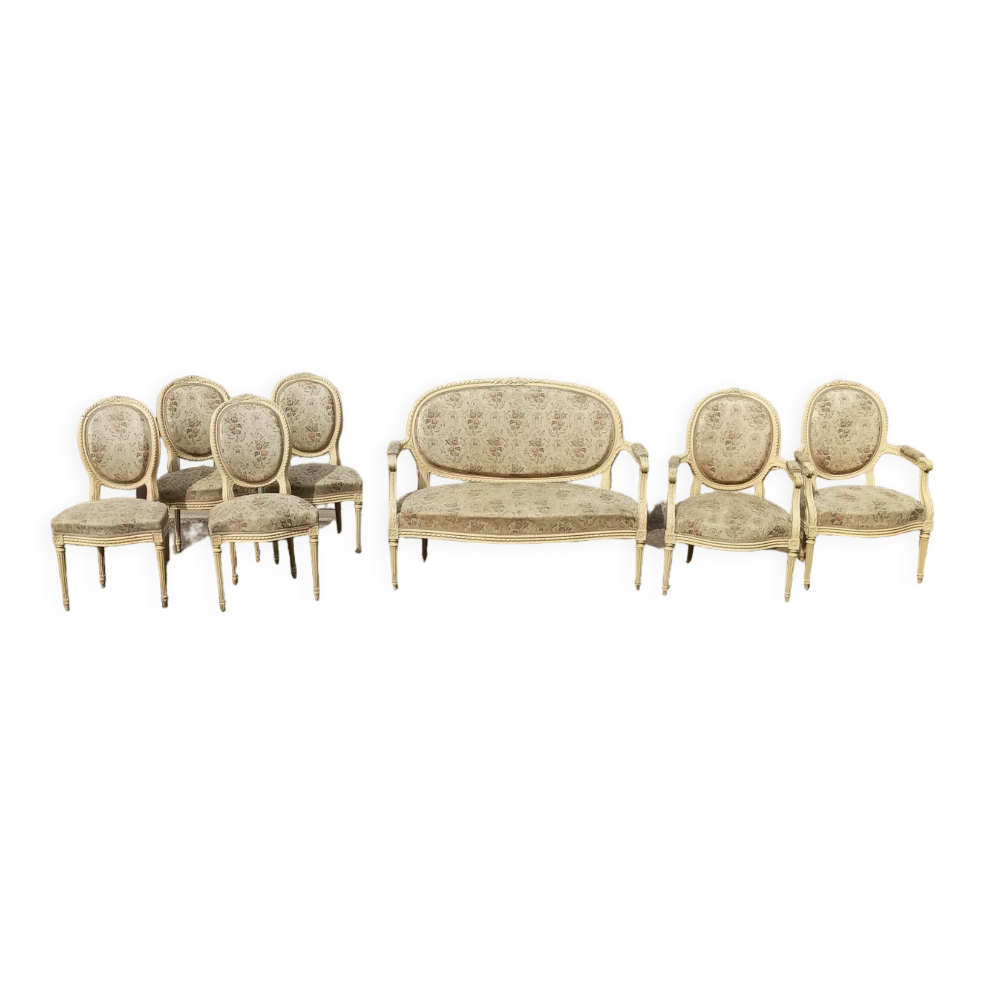 Salon style Louis XV