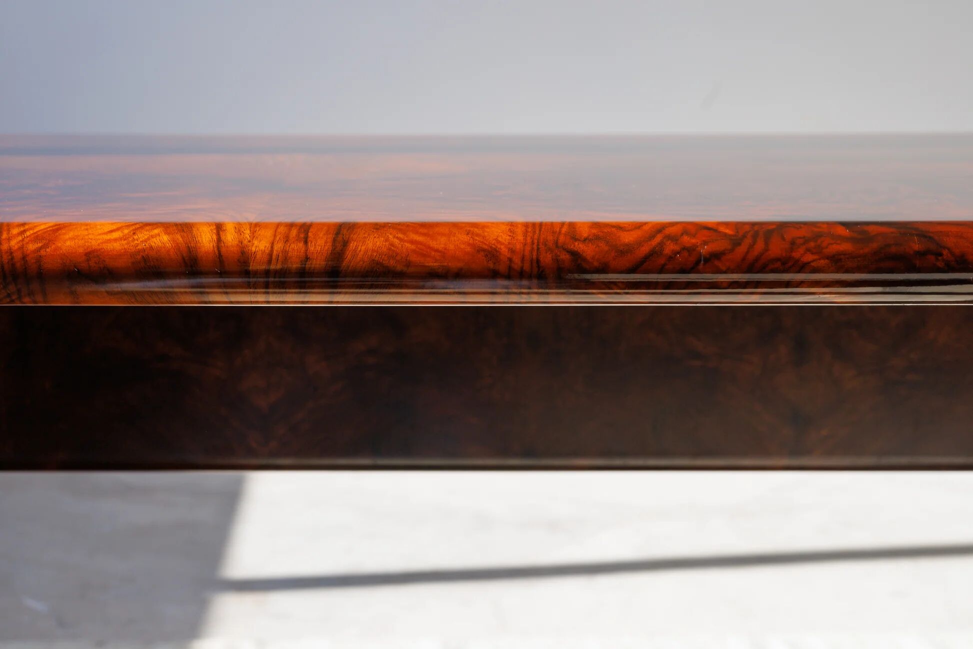 Executive burlwood desk 1980s