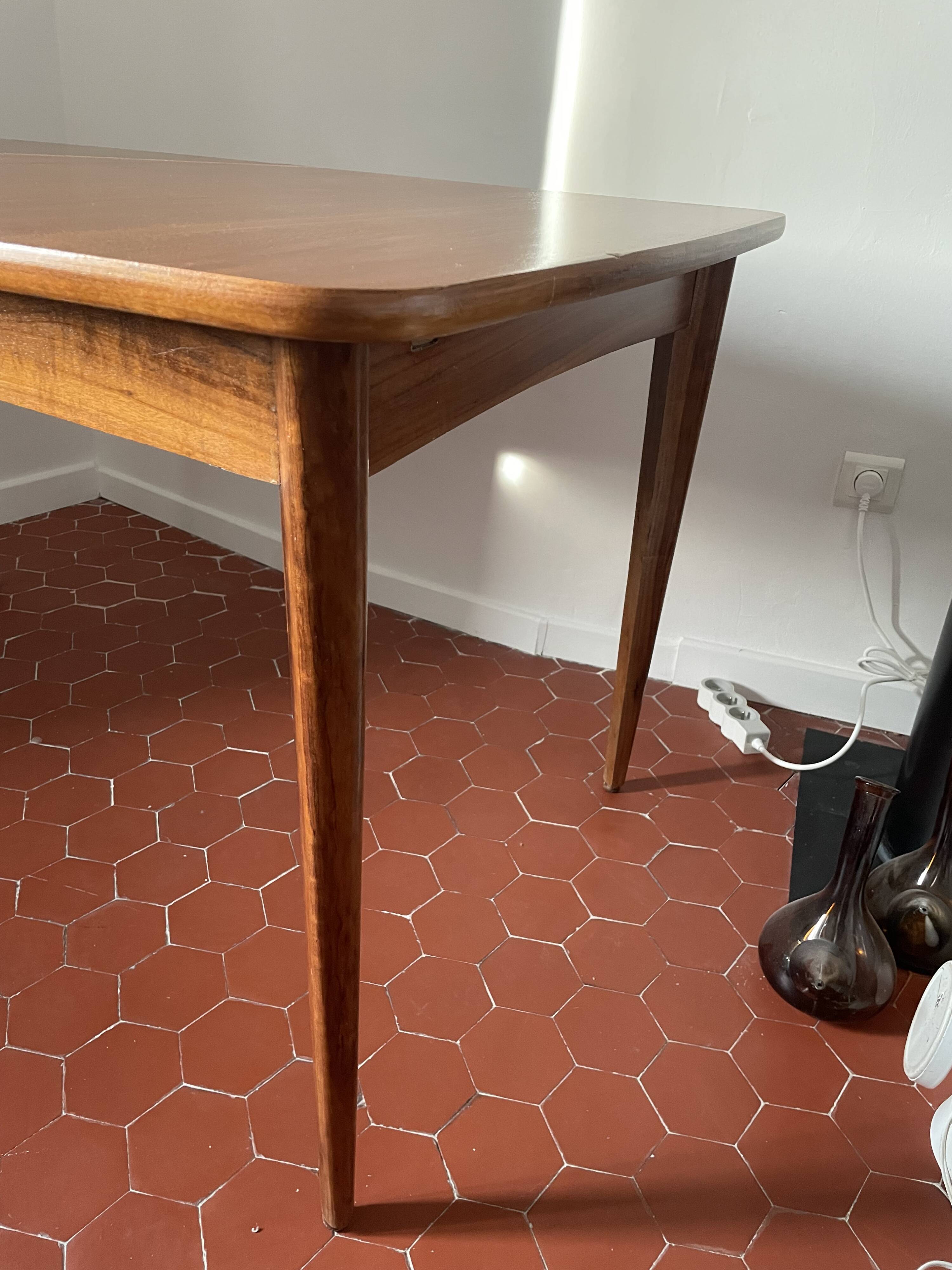 Table à manger extensible scandinave