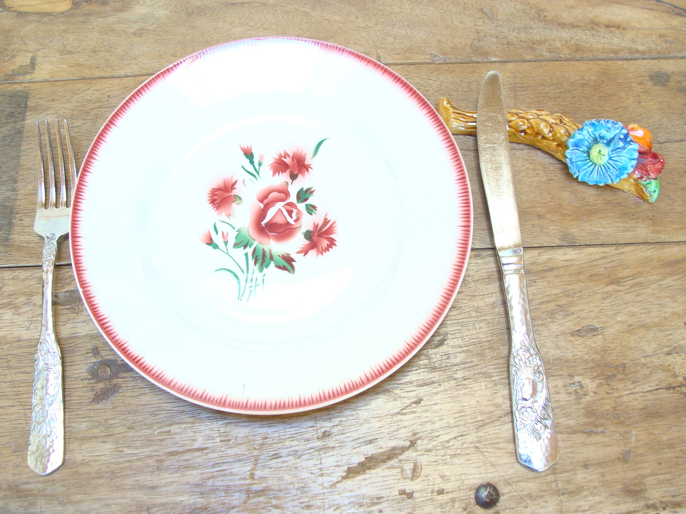 Vintage slip knife holder