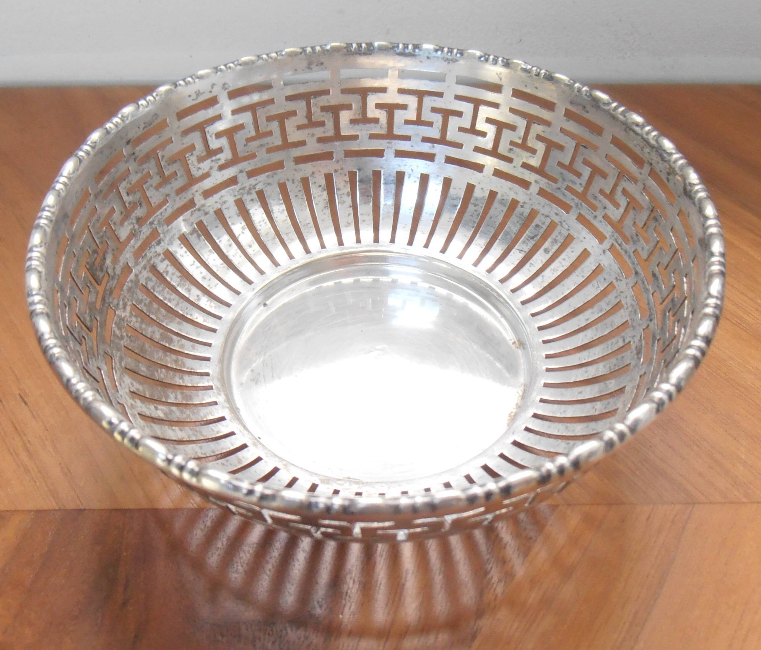Old silver-look metal basket cup from the 1930s nickel silver