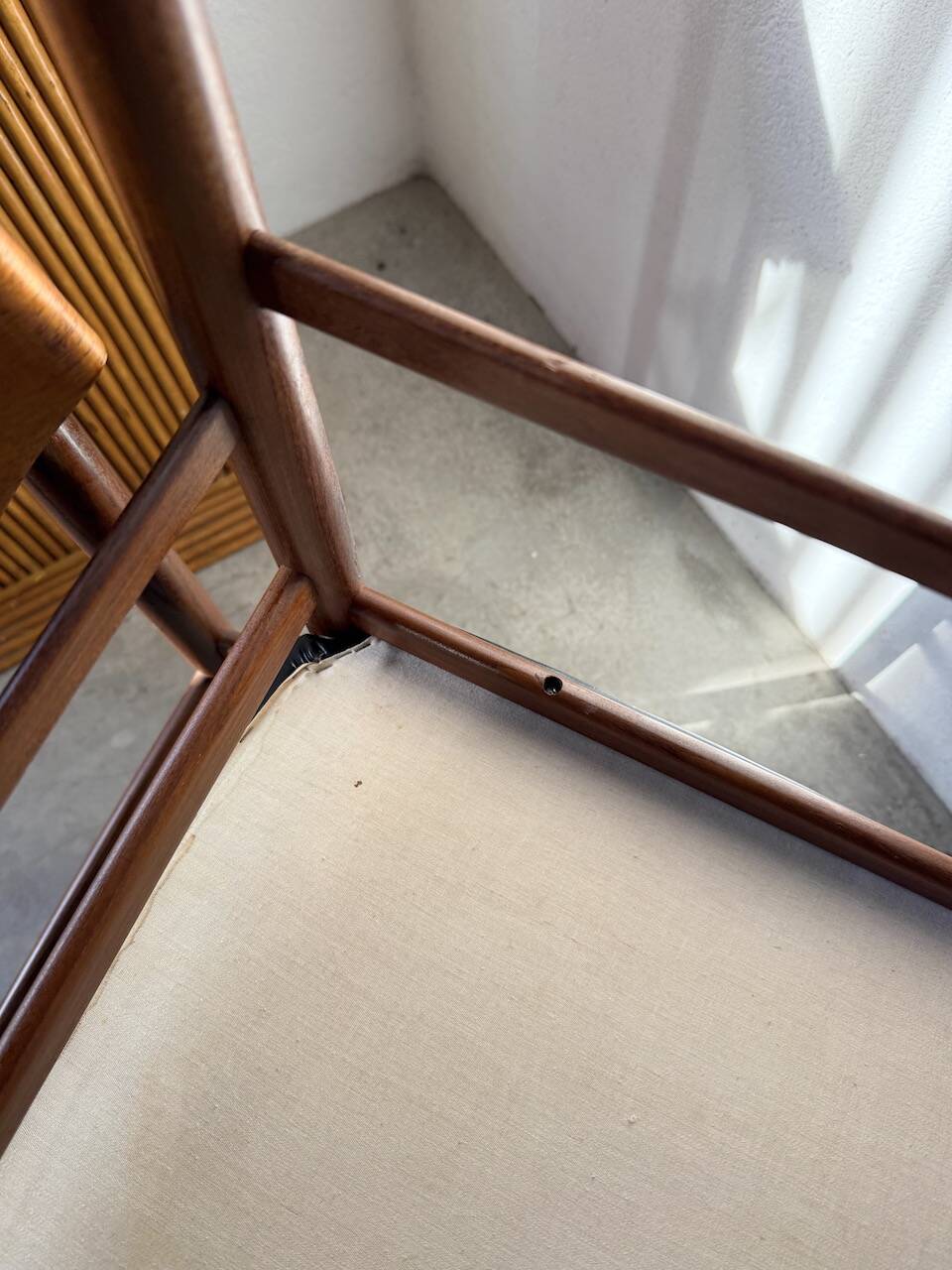 Set of 4 Italian chairs by Gianfranco Frattini.