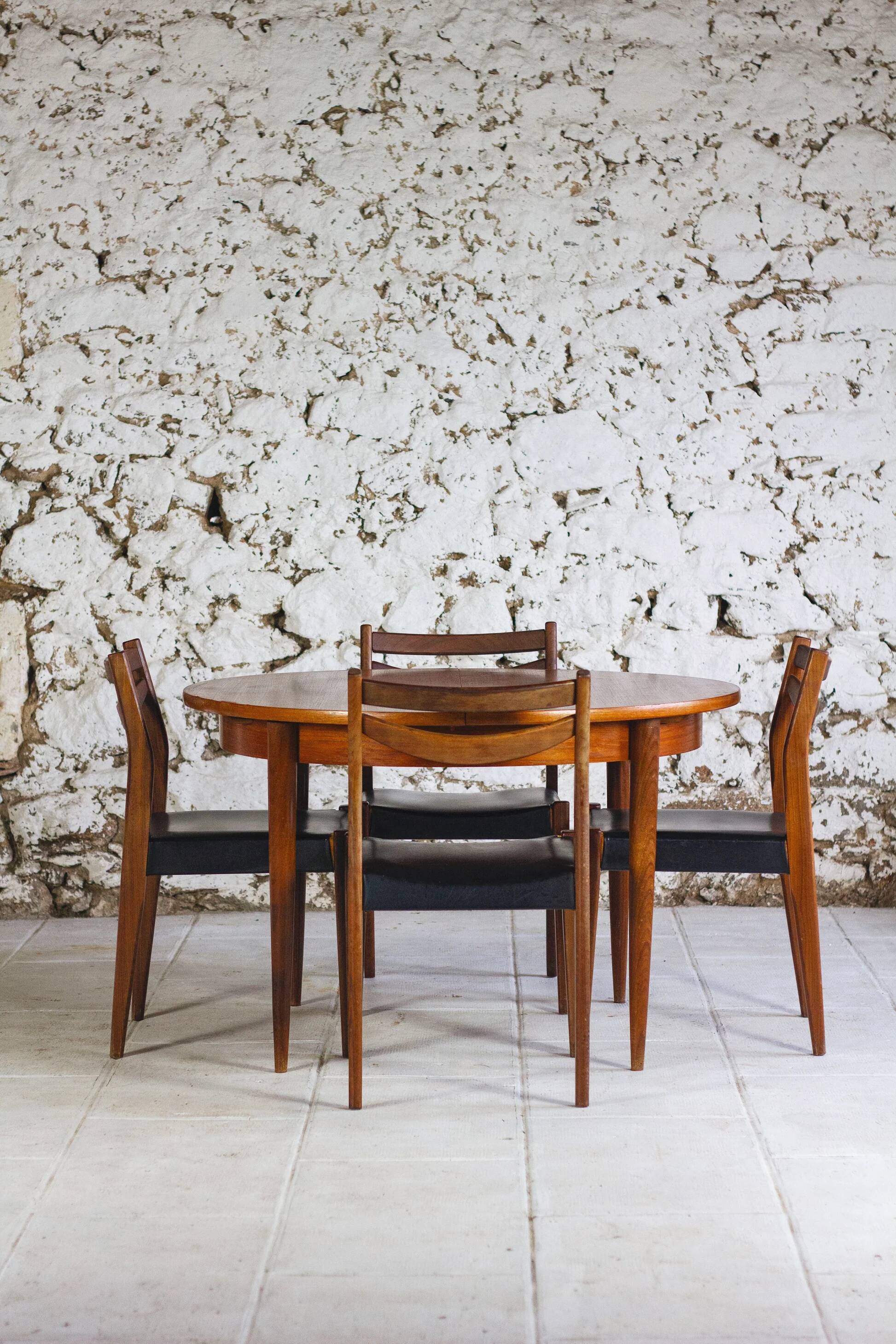 Vintage teak round table and 4 chairs, 1960