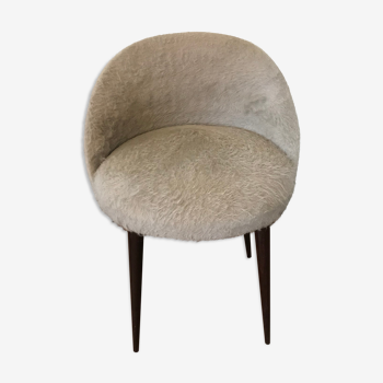 Grey mmoute chair
