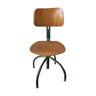 Former anatomic metal workshop chair