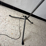 Lampadaire en fer forgé année 1950