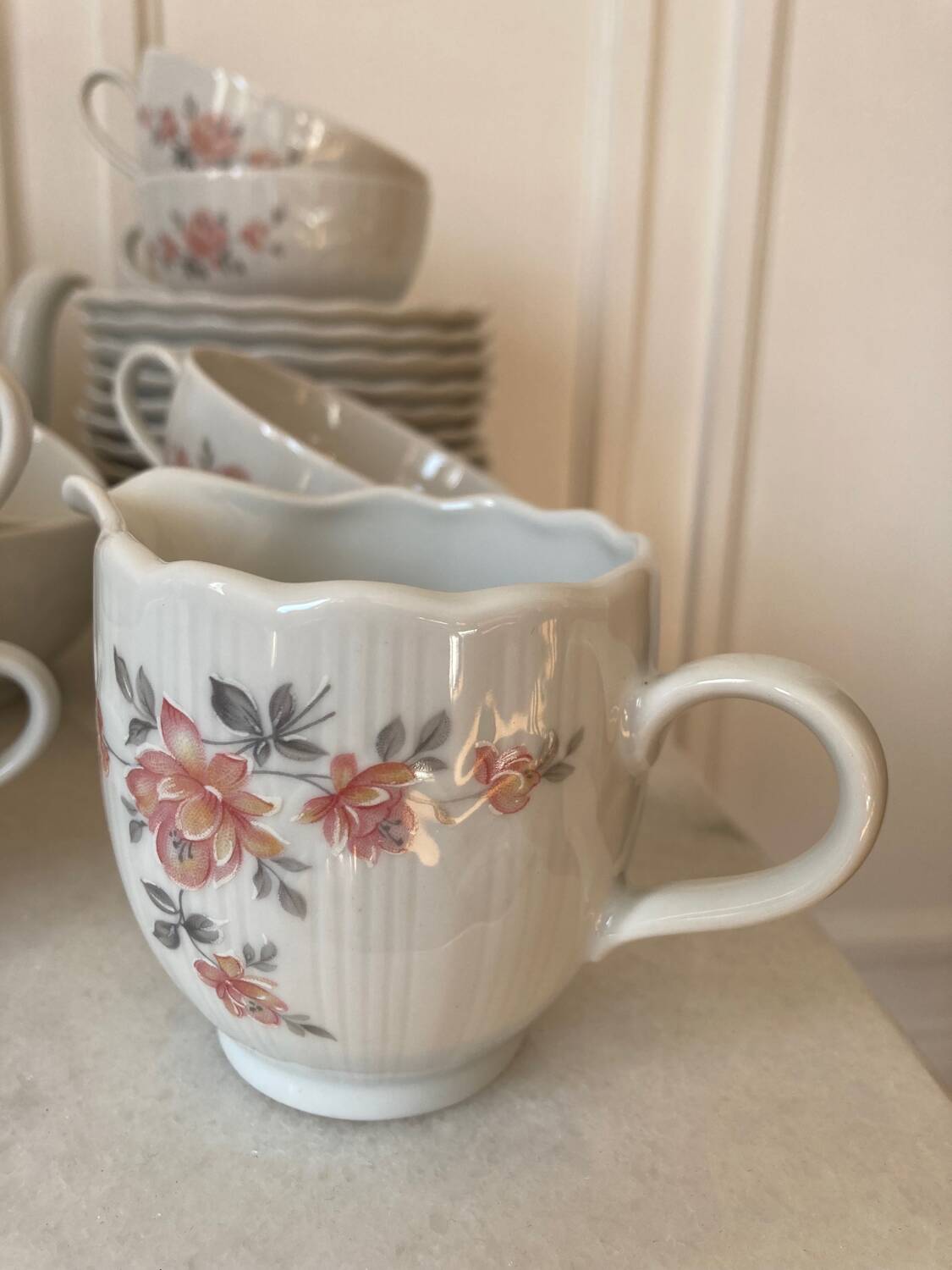 Tea service "Pink flowers" Bavarian porcelain
