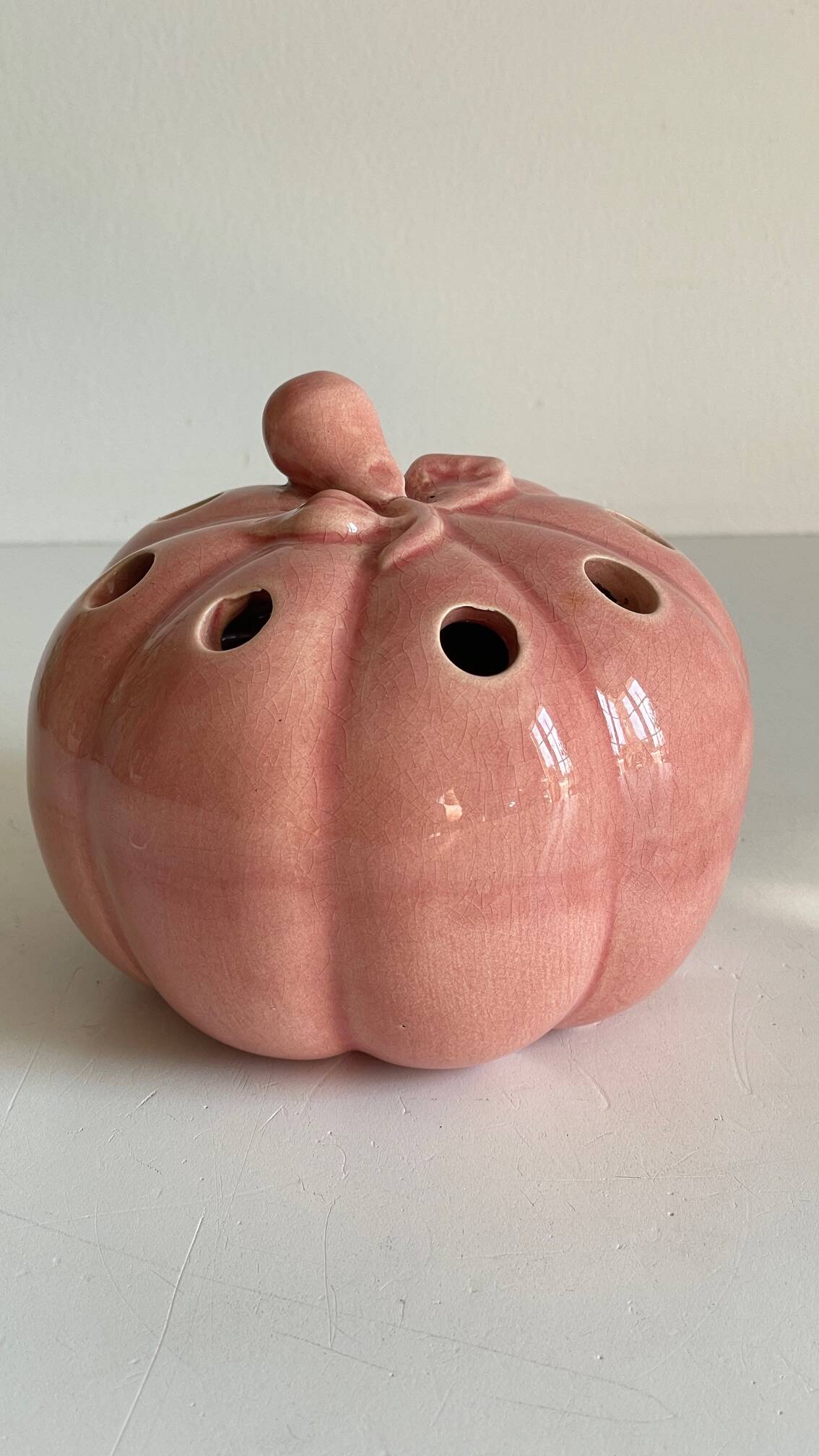 Vase, pique-fleurs vintage en céramique
