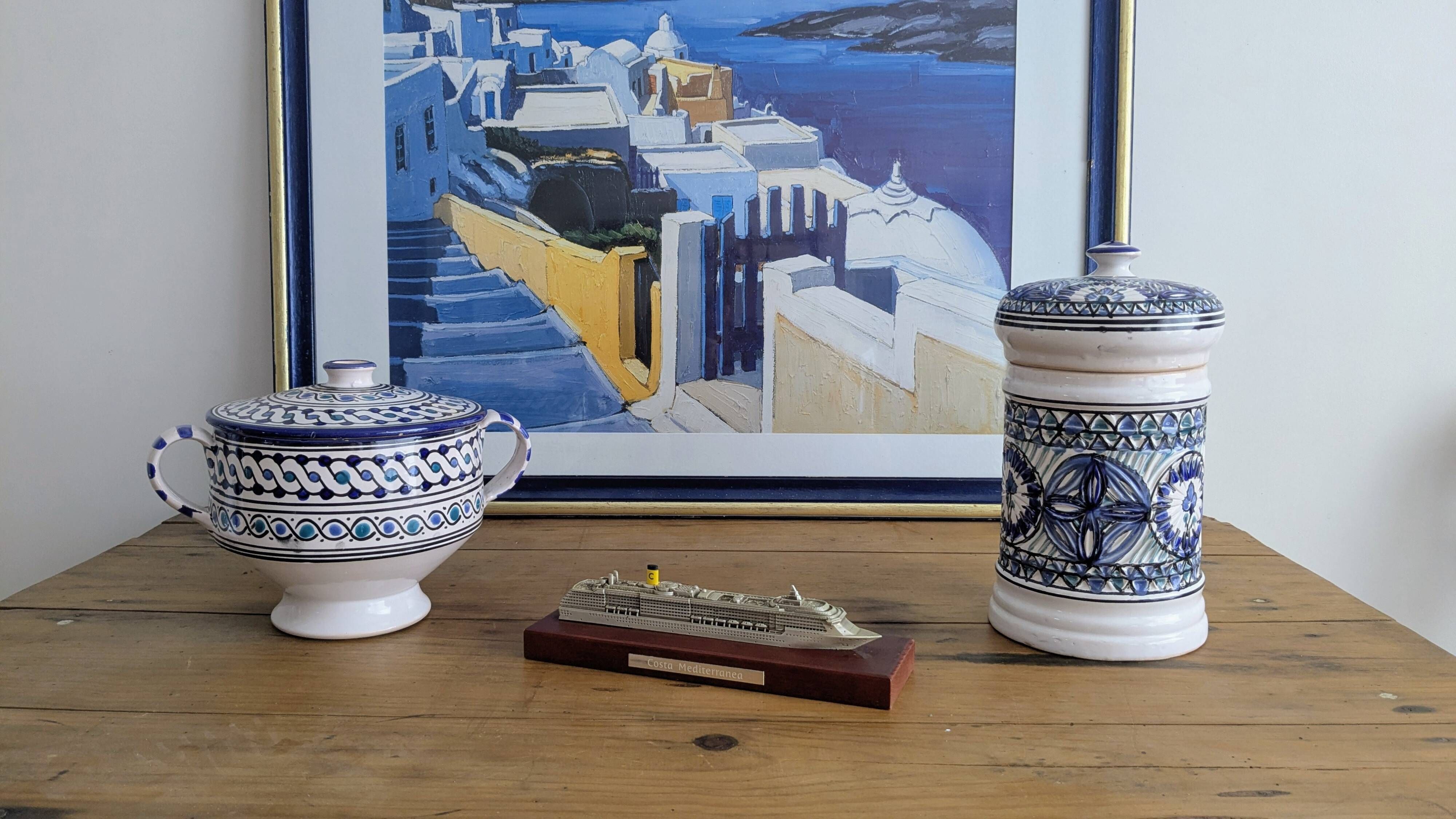 Covered ceramic pot, Tunisian artisan – 1970s – Blue and turquoise