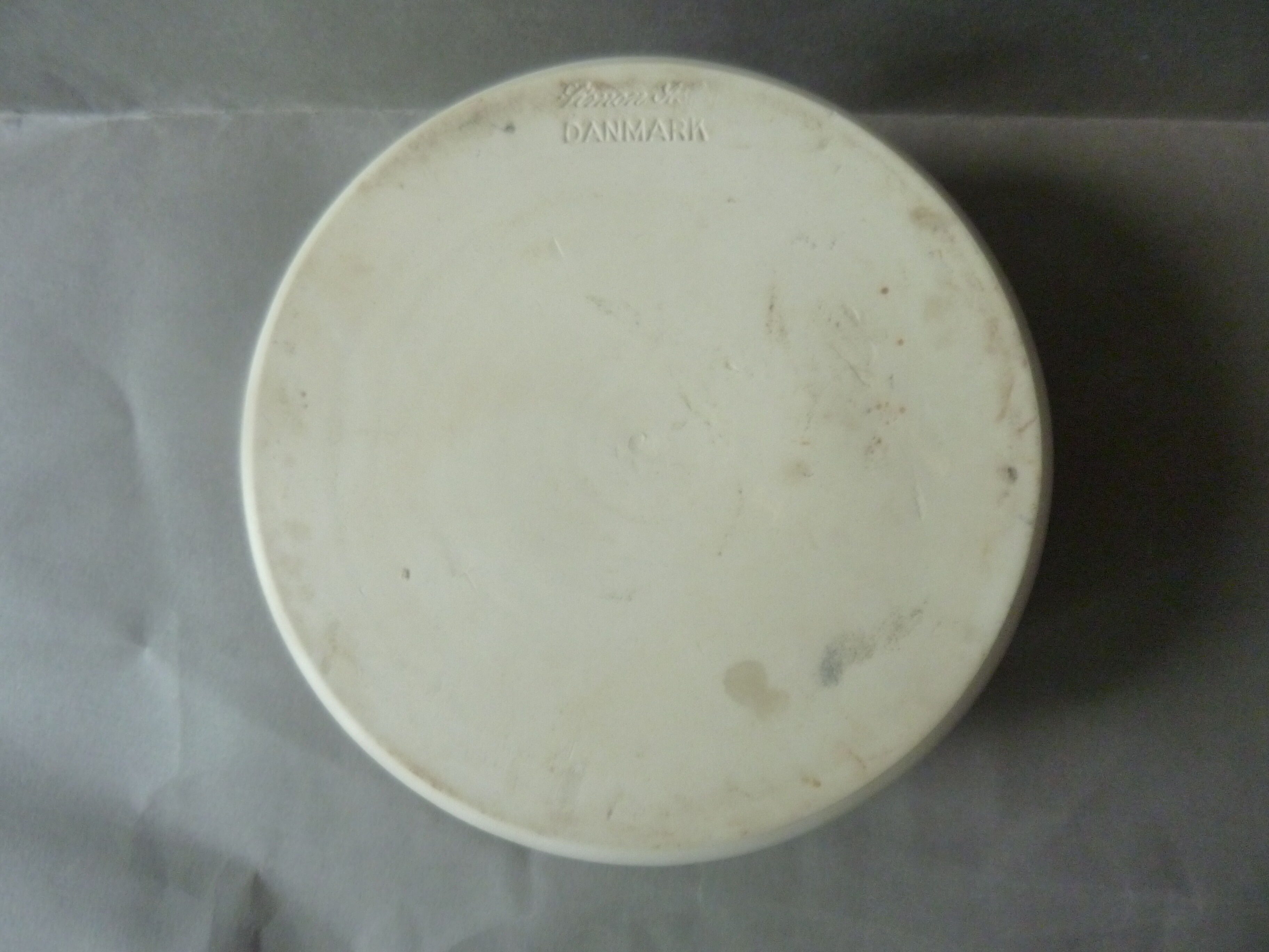 Naturalist ceramic pocket tray, Denmark