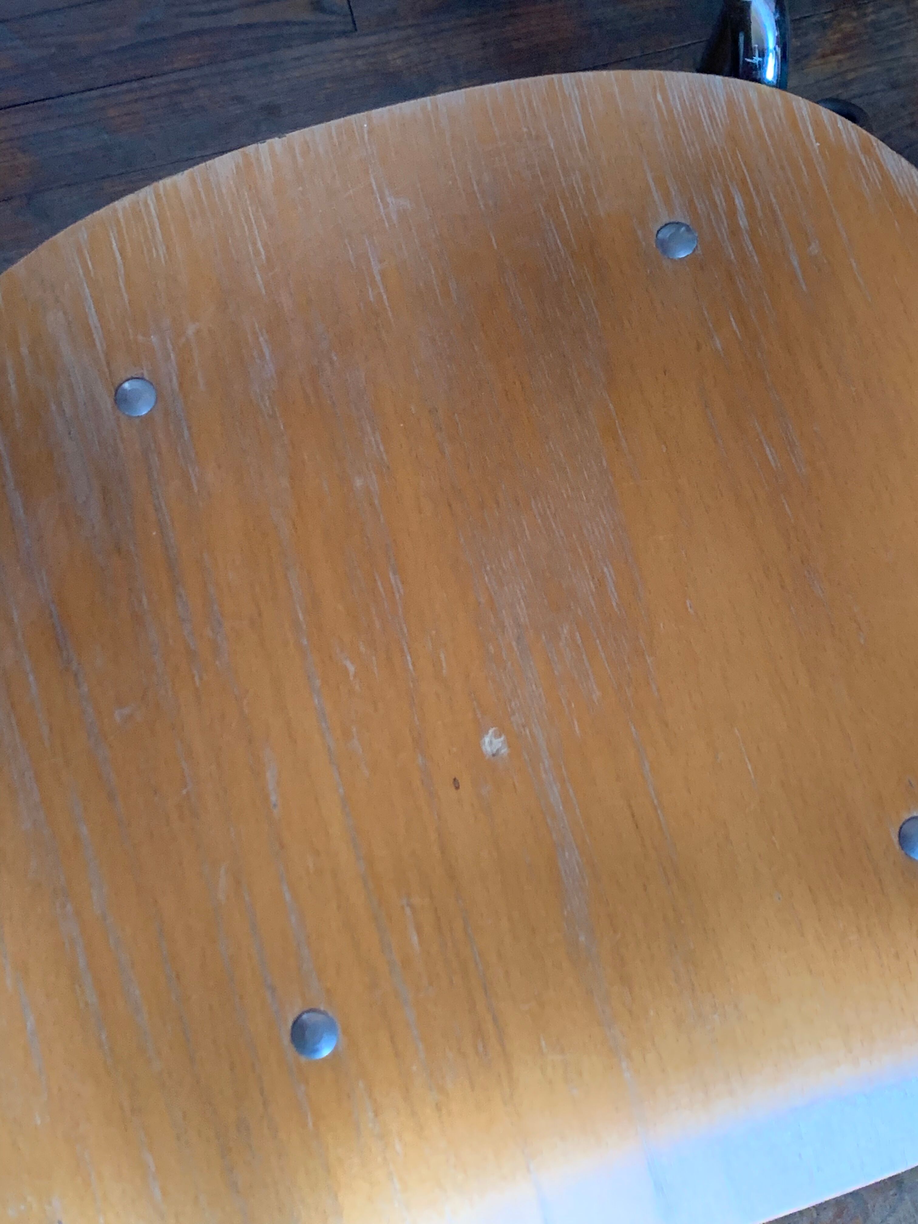 Chaises vintage en bois et chrome