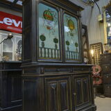 Buffet a deux corps en poirier noirci napoléon Décor de montgolfières