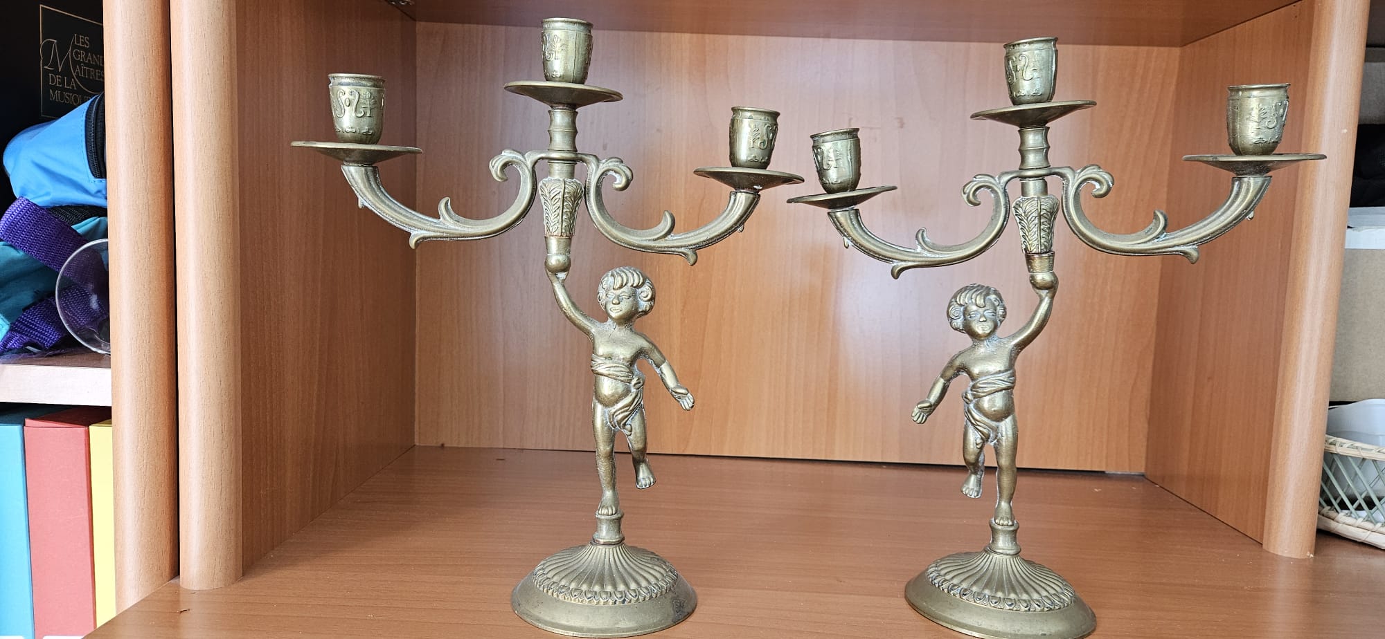 Set of 2 candle holders/candlesticks