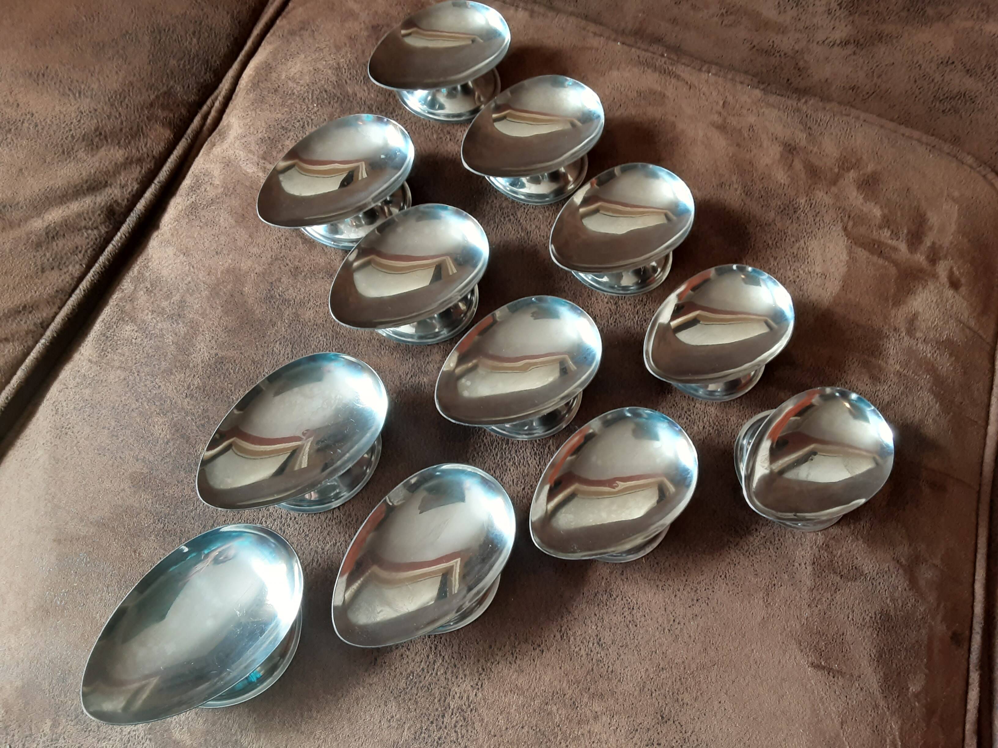 Set of stainless steel spoons
