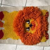 Wool rug for child / lion