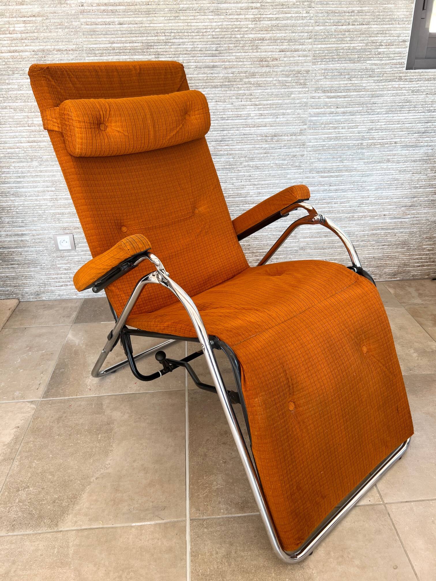 Lama 1970 relax armchair, orange velvet lounge chair