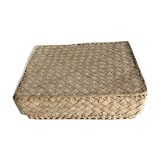 Braided straw box