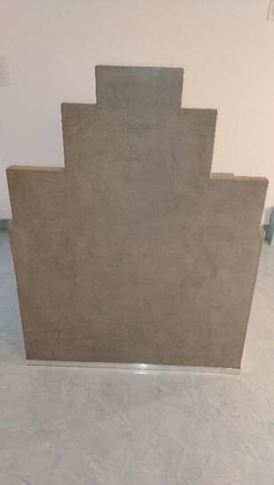Architectural armchair in polished concrete – Unique artisan piece.
