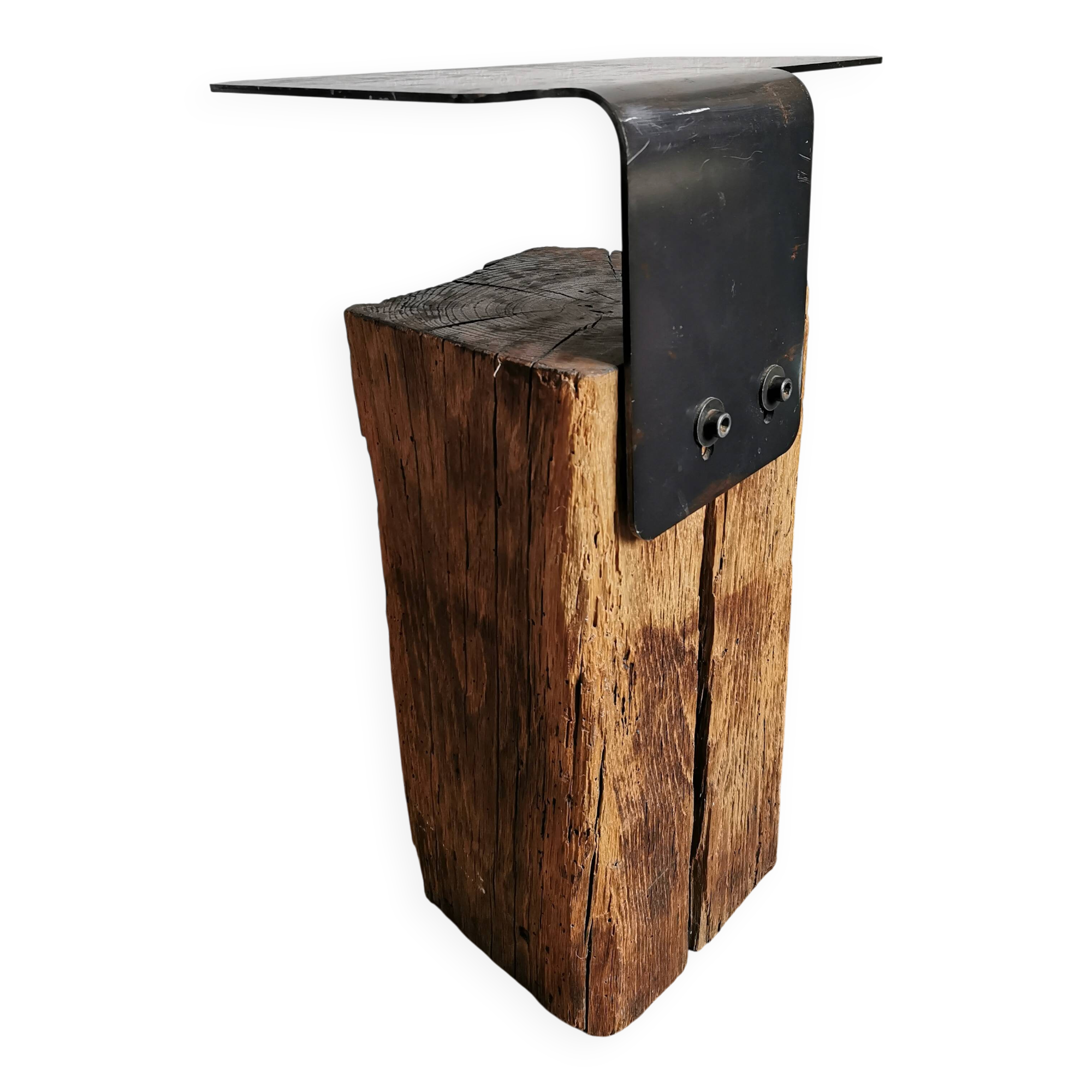 MOGG NIGHTSTAND