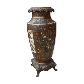 Satsuma vase bronze frame