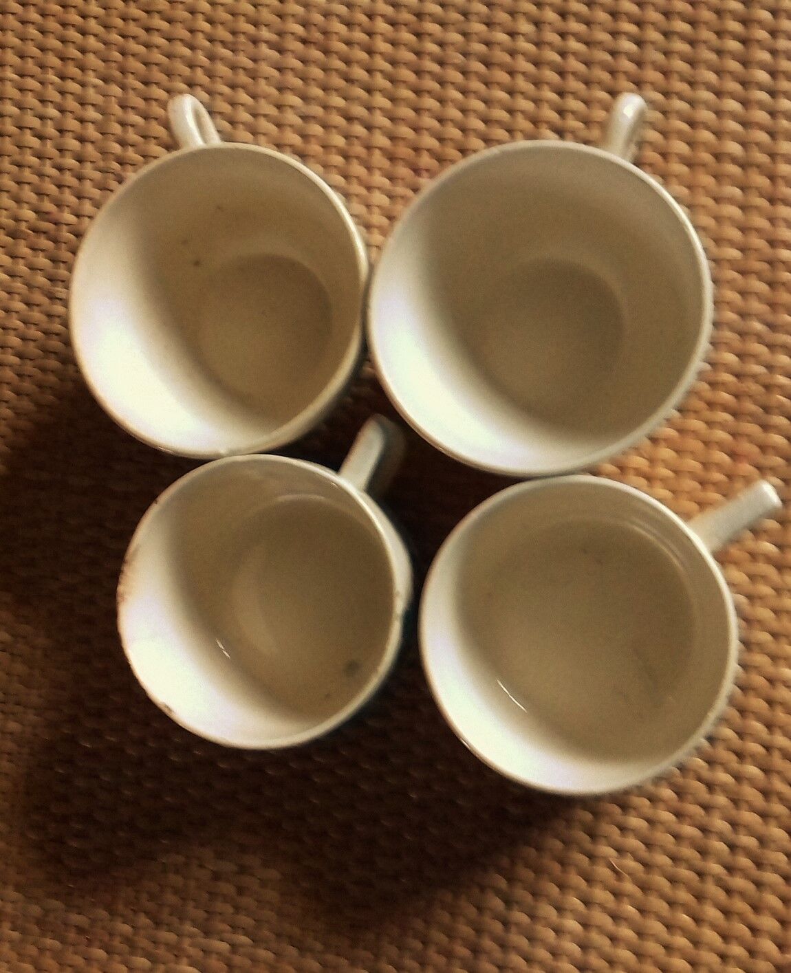 Lot 4 teacups Digoin Sarreguemines