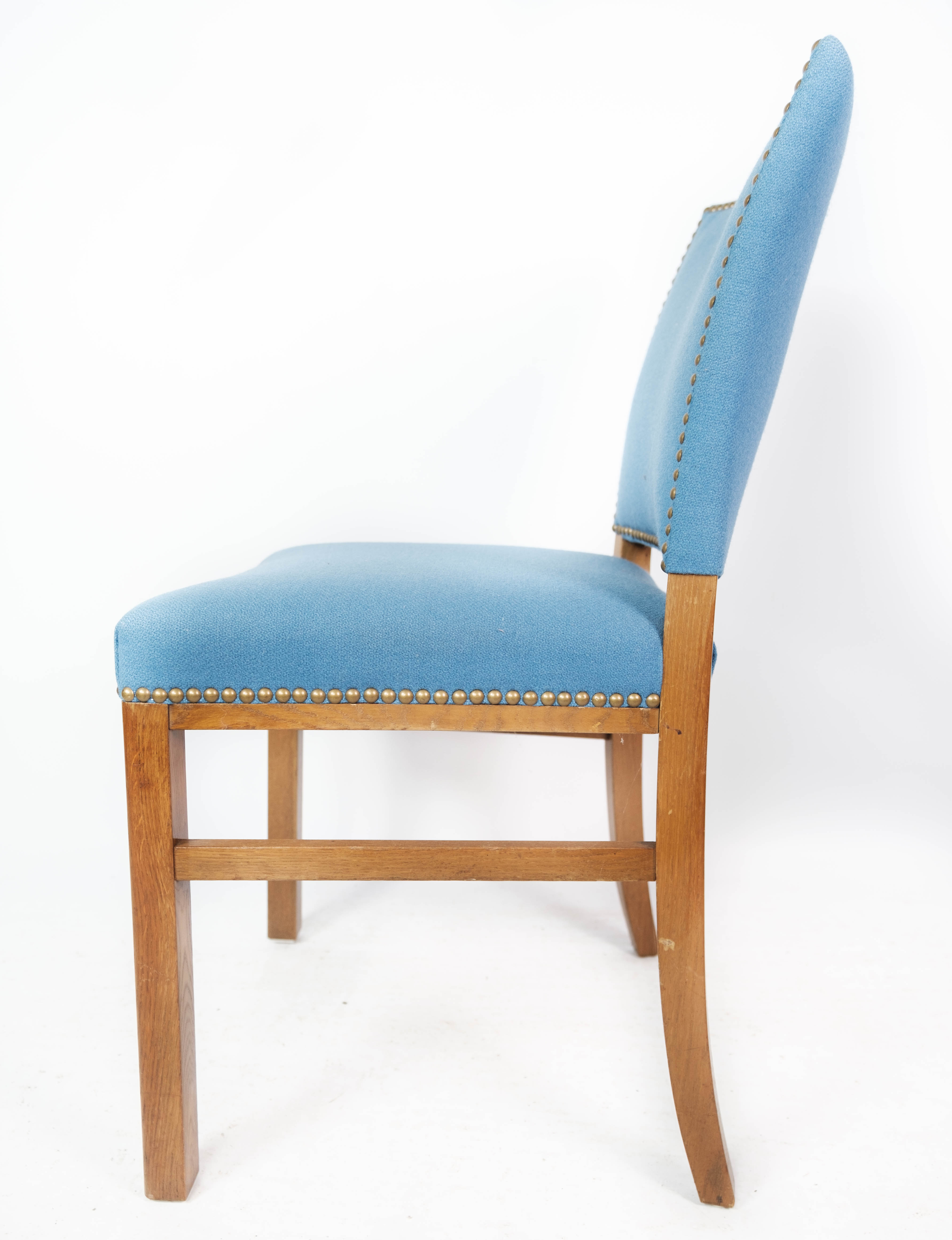 Dining room chair with legs of light mahogany of danish design, 1940s
