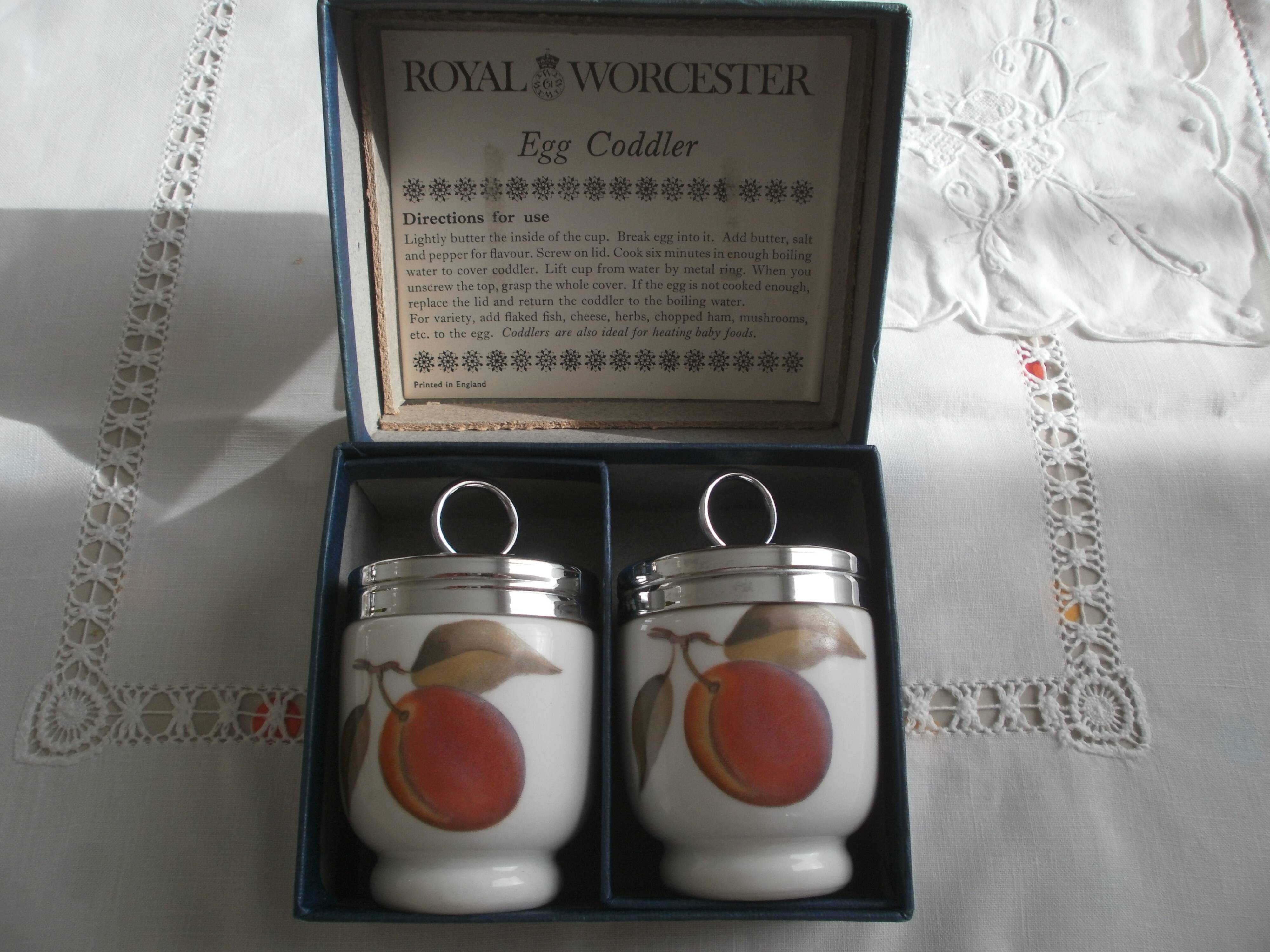 Coquetiers Royal Worcester