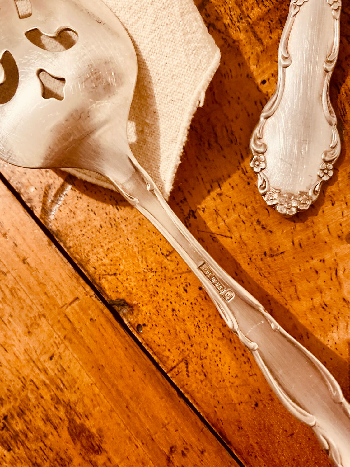 Silver cutlery for 12 guests