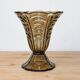 Vase en verre moulé teinté brun fumé