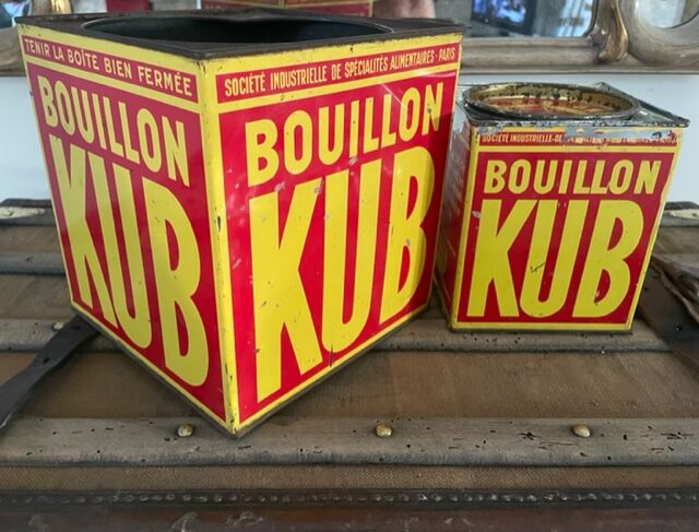 Duo of boxes Bouillon Kub metal 1950