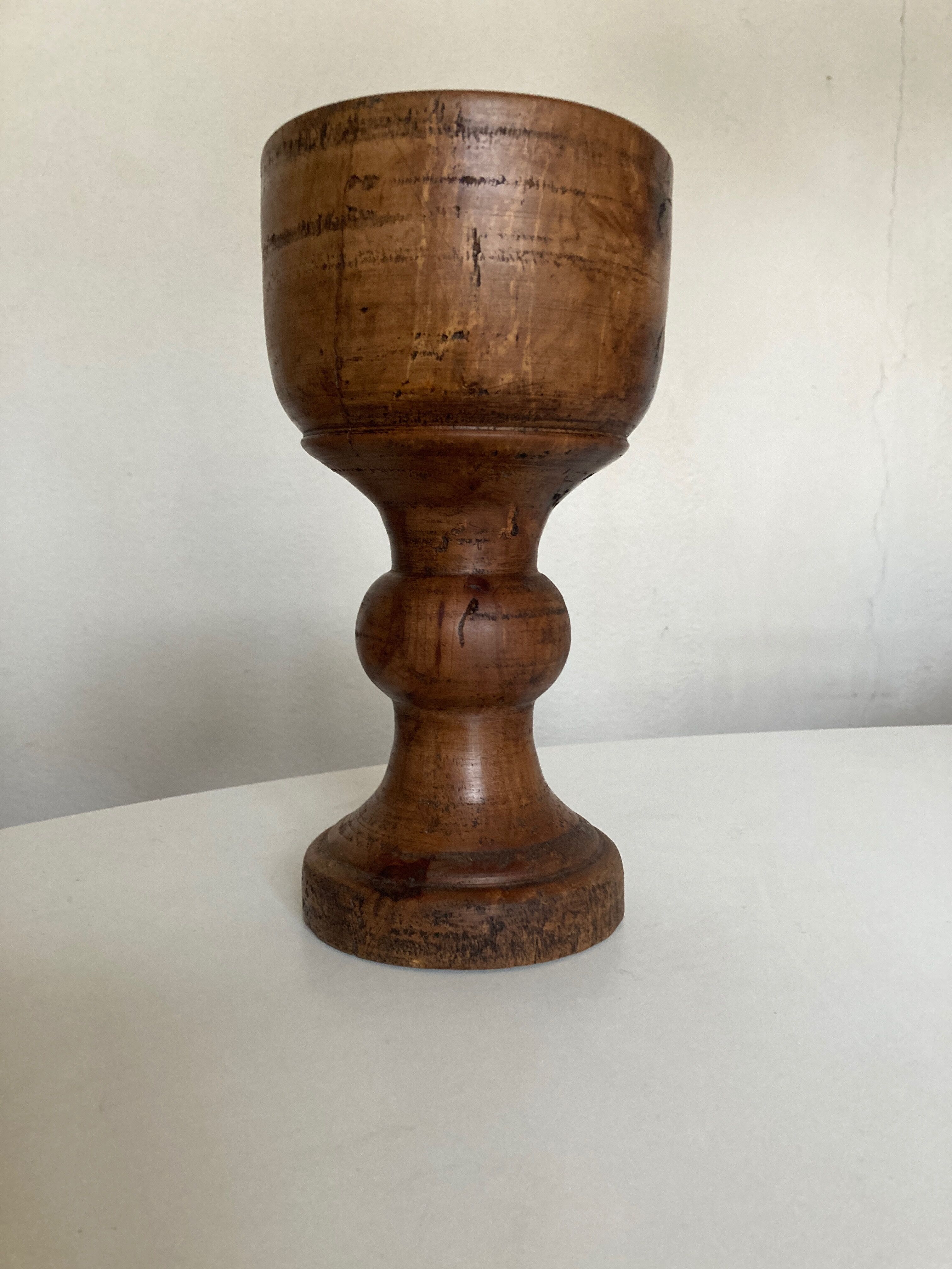 Pot cover 19th neo classic solid wood turned H24cm