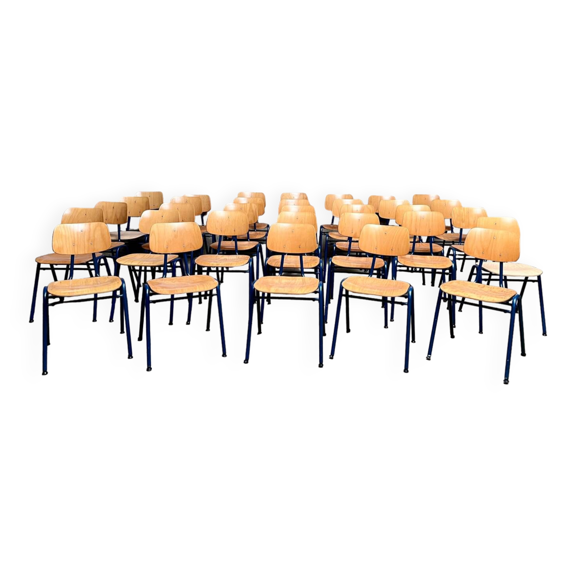 Stackable school chair 32