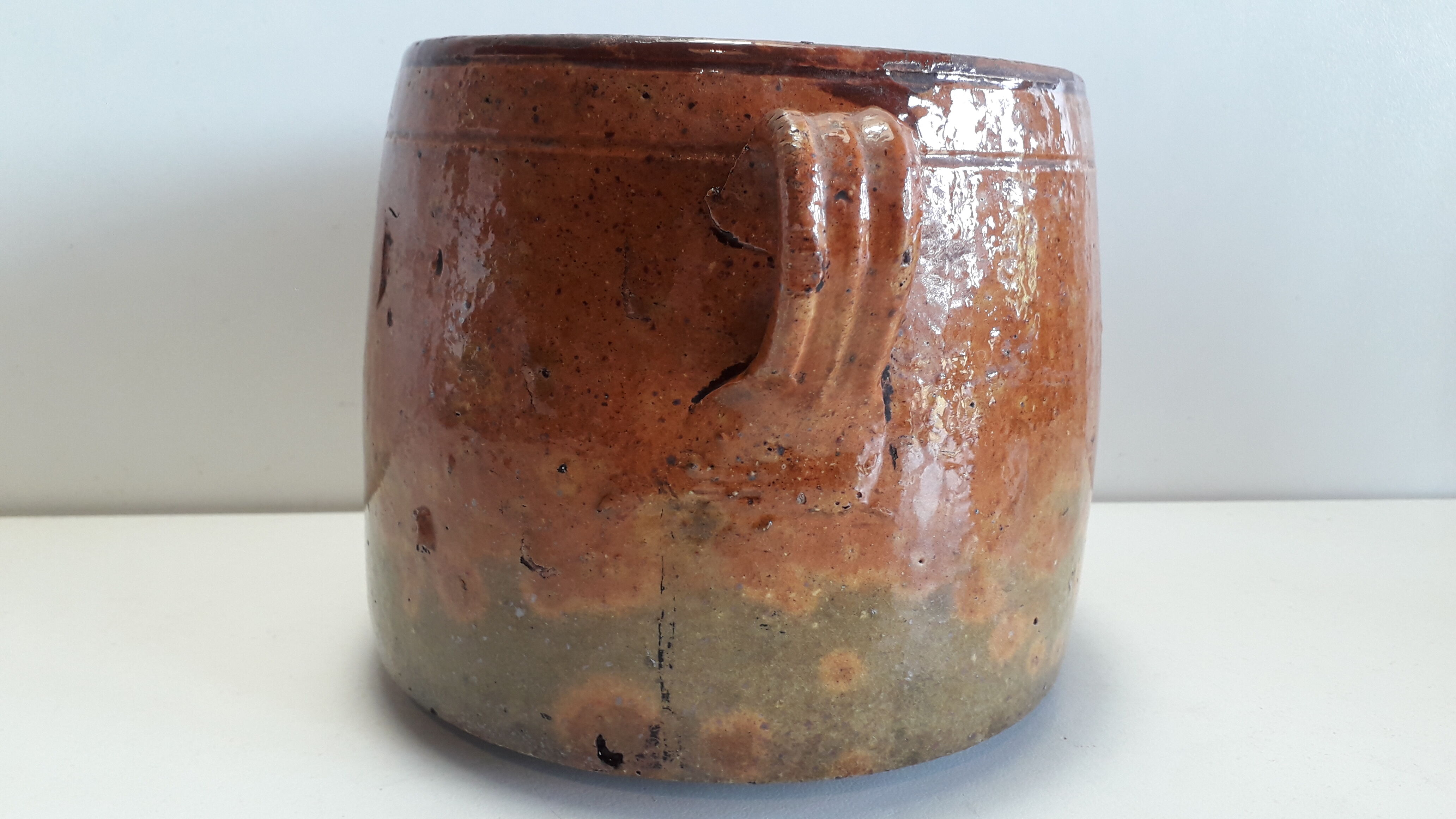 Vernissee terracotta pot