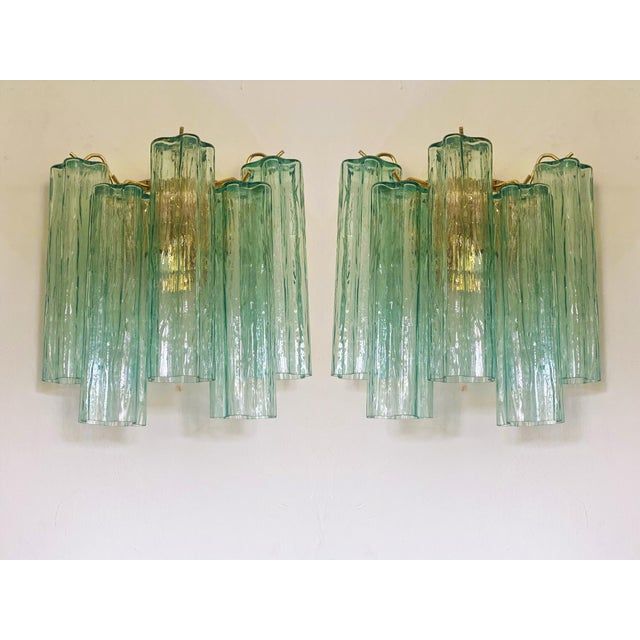 Contemporary green “tronchi” murano glass wall sconce