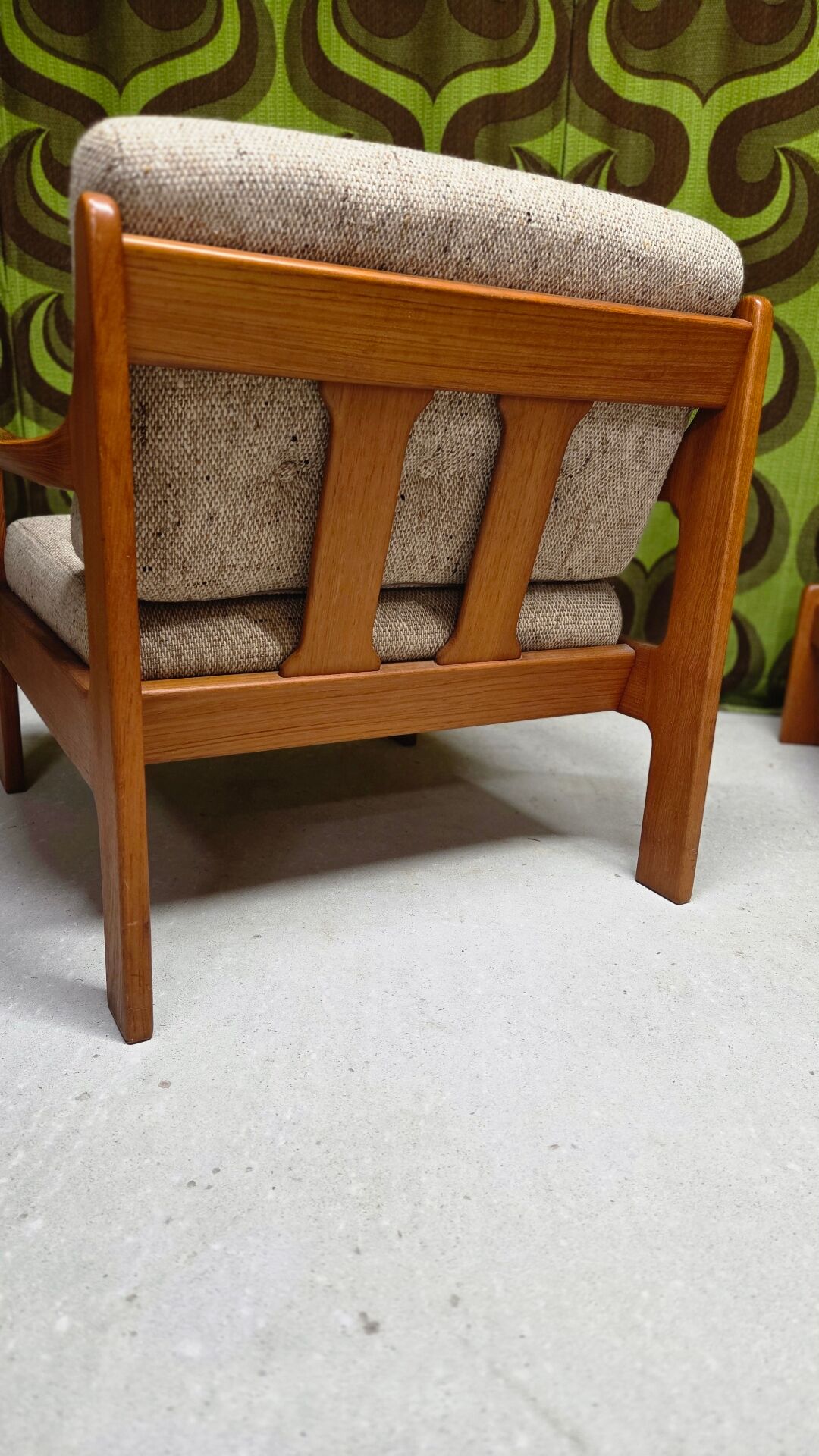Fauteuil lounge scandinave en teck massif & ottoman 60/70