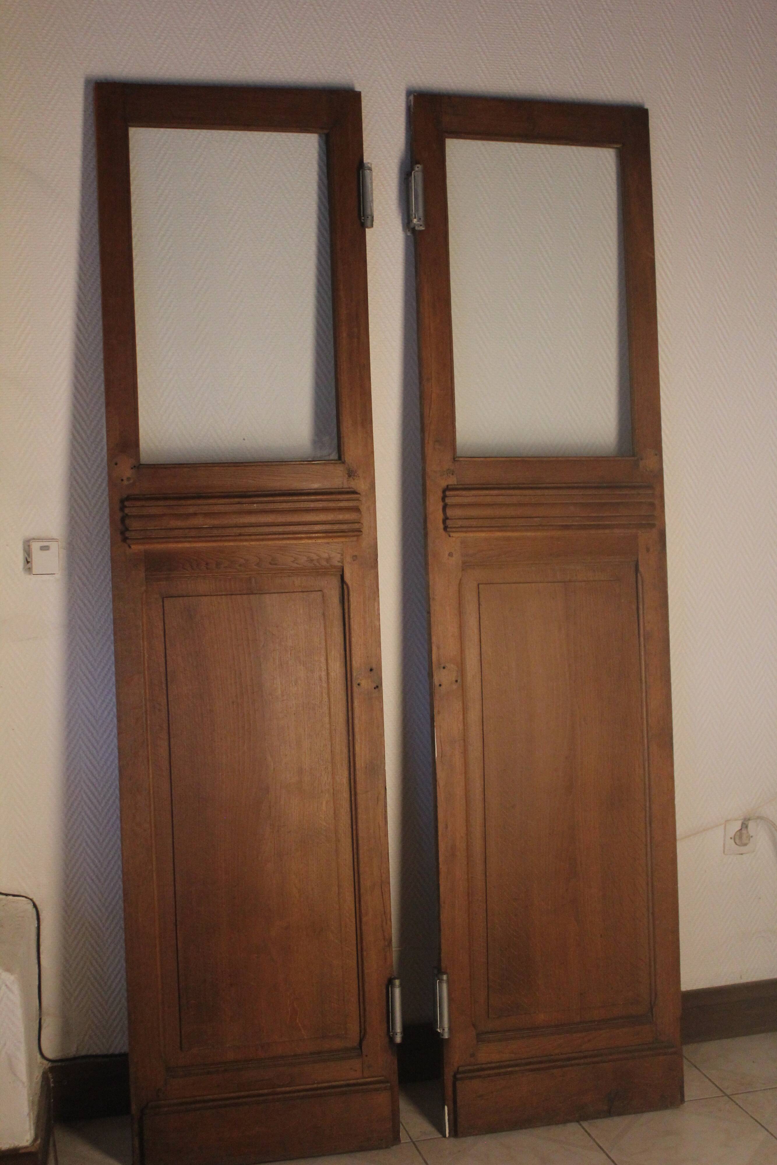 Bistro/cafe swing doors