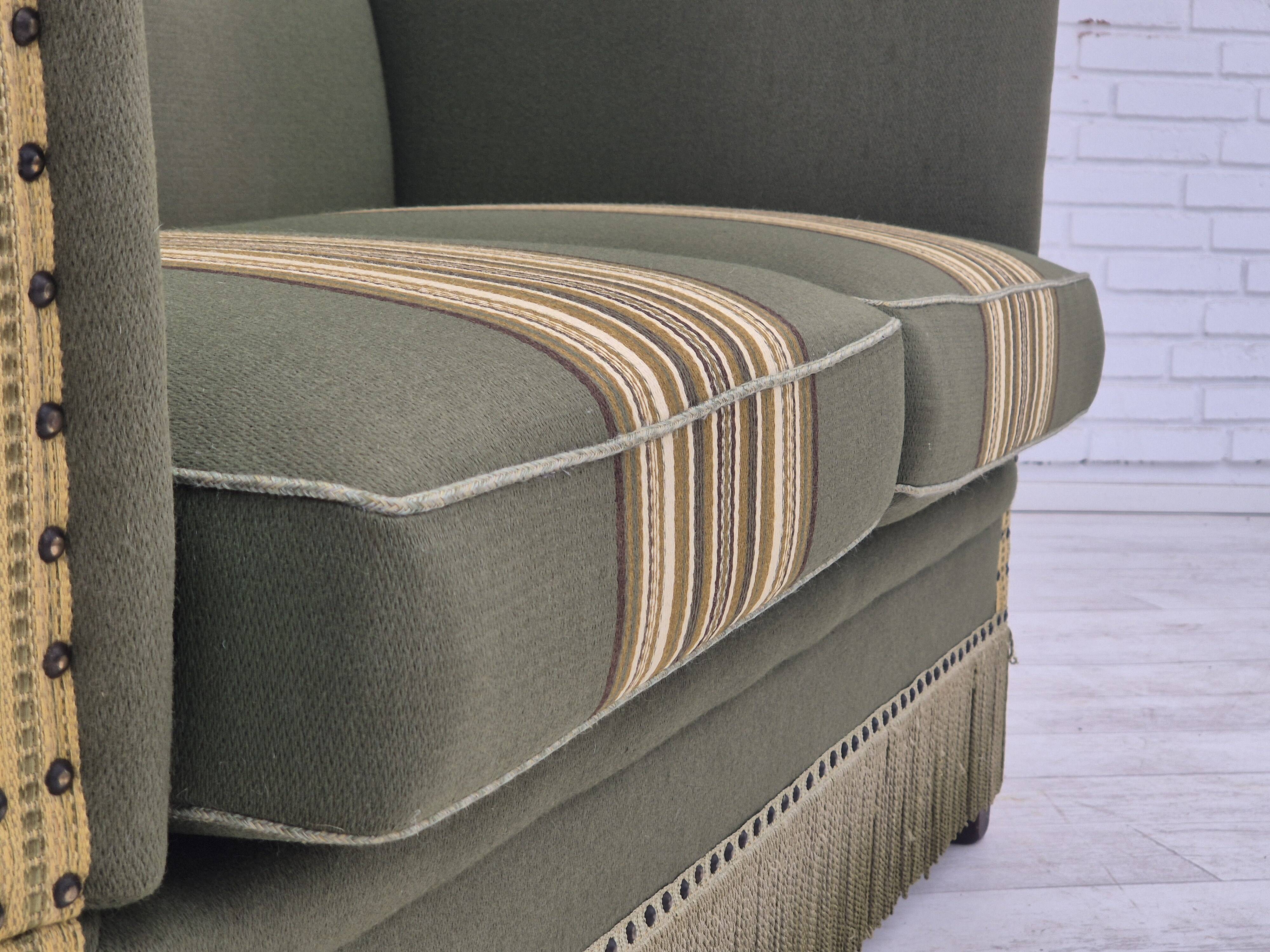 Canapé danois 2 places en velours et laine, années 1970