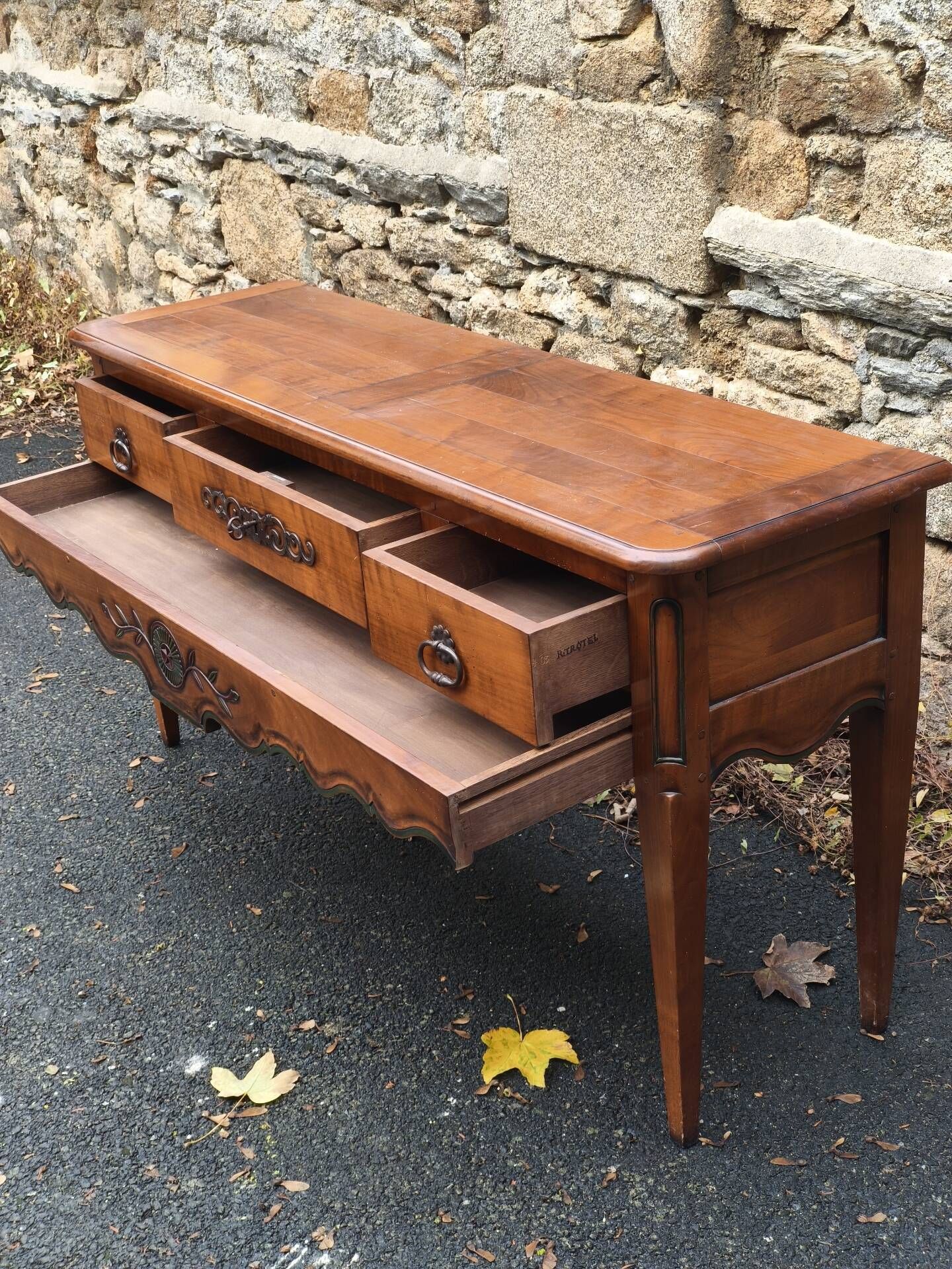 Cherry console René Trotel