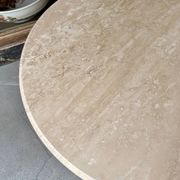 Table d'appoint, basse ronde en travertin ⌀ 61 cm