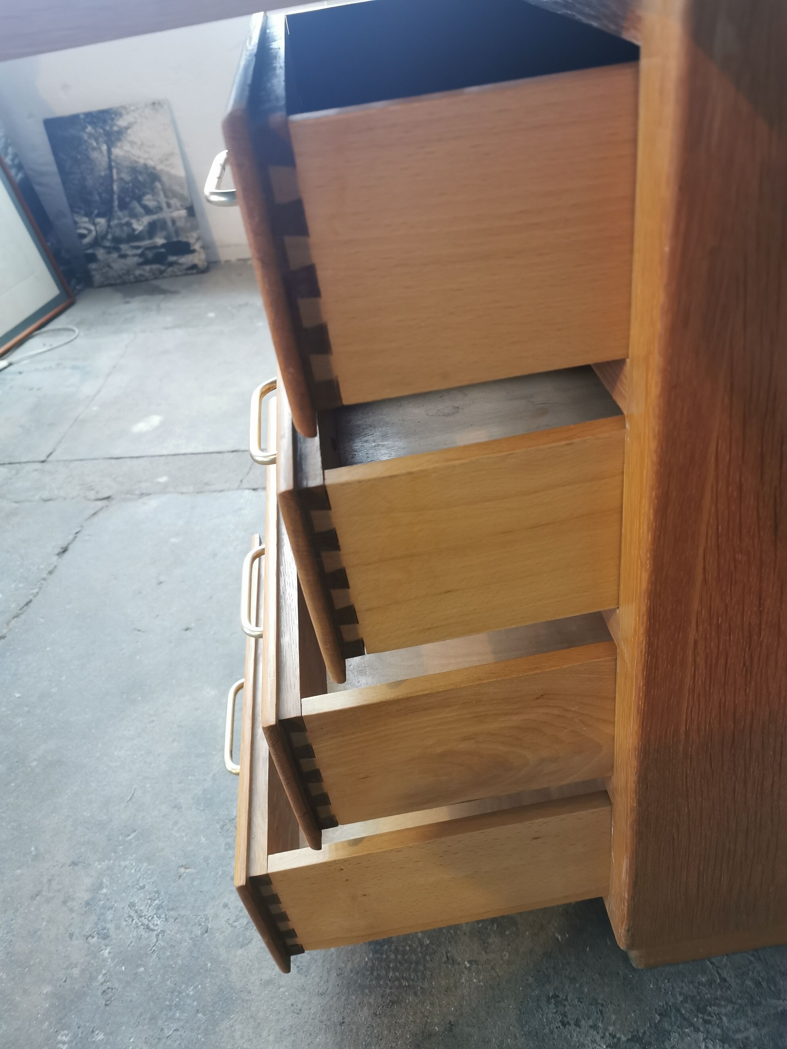 Bureau vintage des années 60