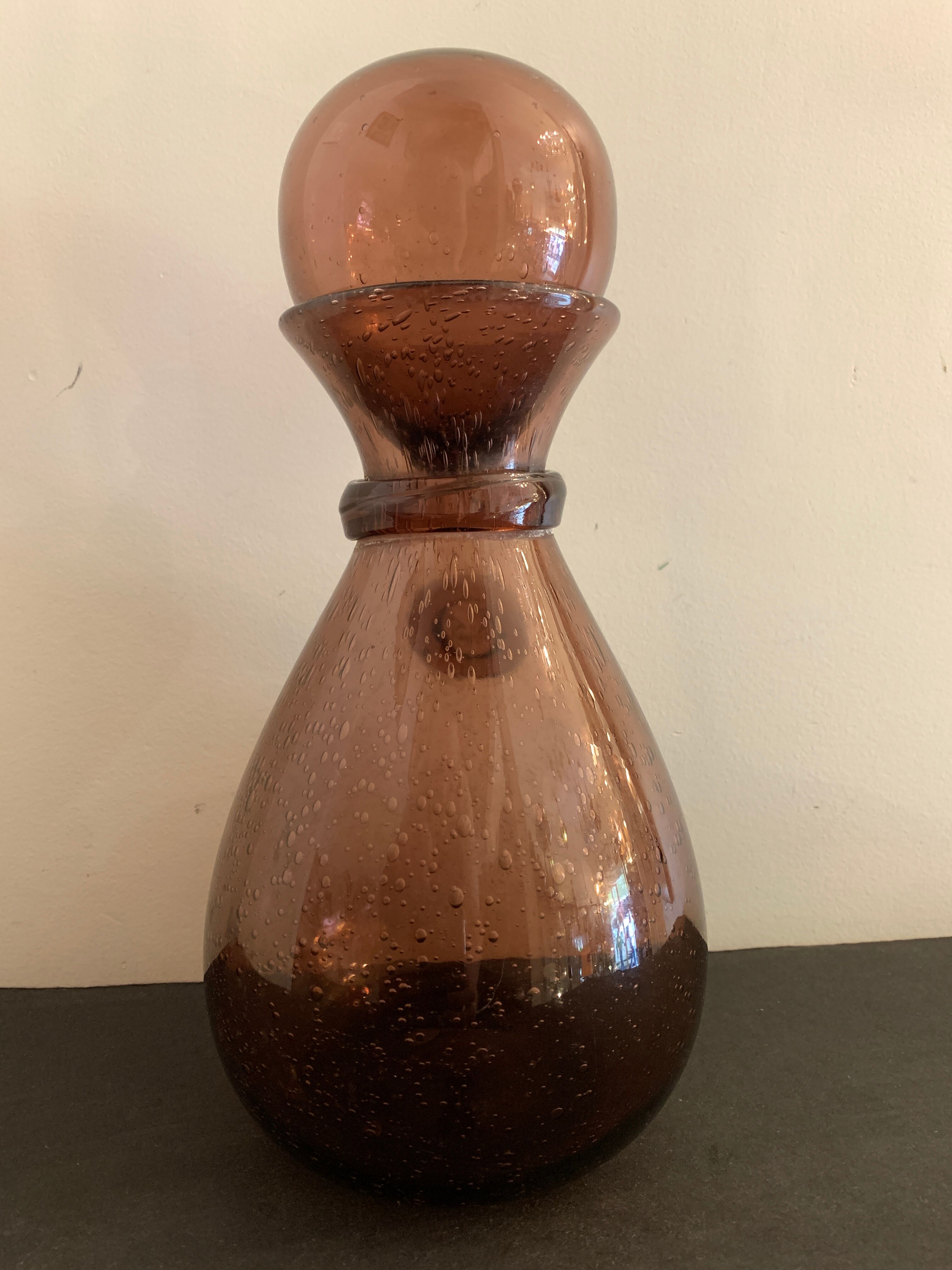 Biot blown glass wine decanter, pink color of the sands