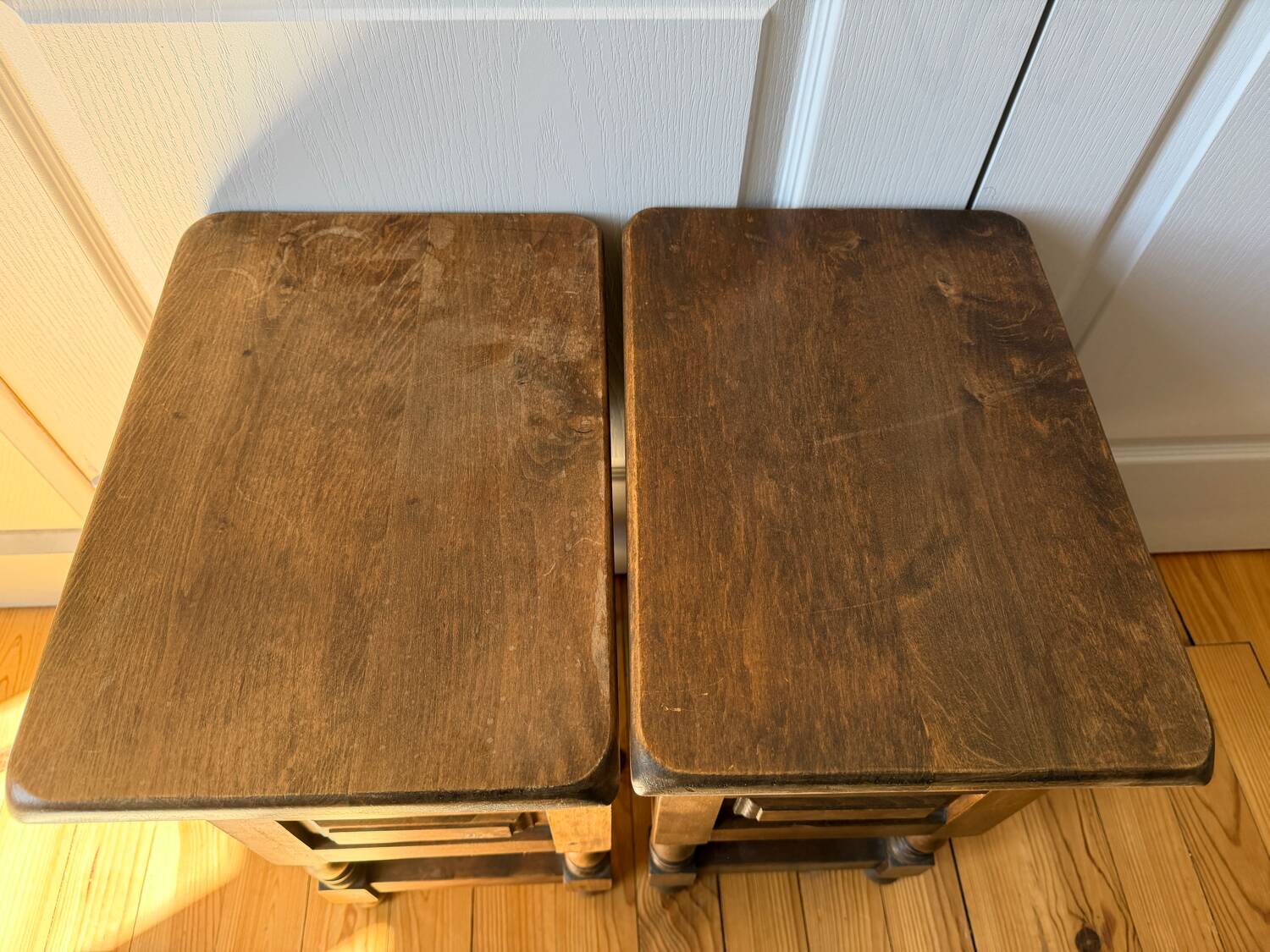 2 tables de chevet à tiroirs, style brutaliste colonial espagnol, 1950