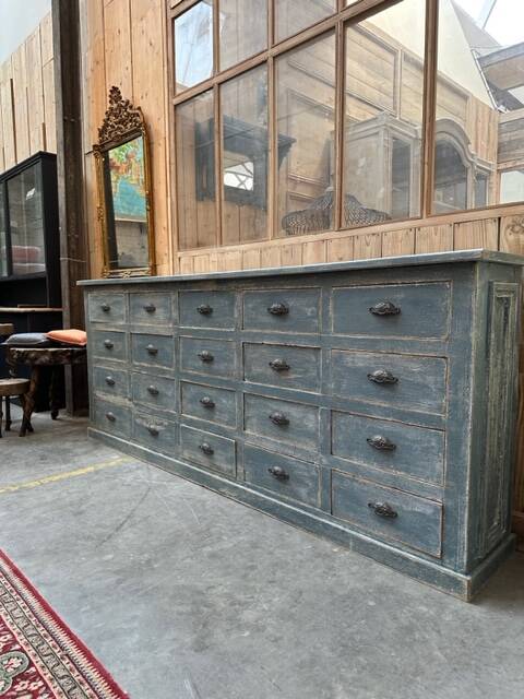 Trade furniture 20 drawers