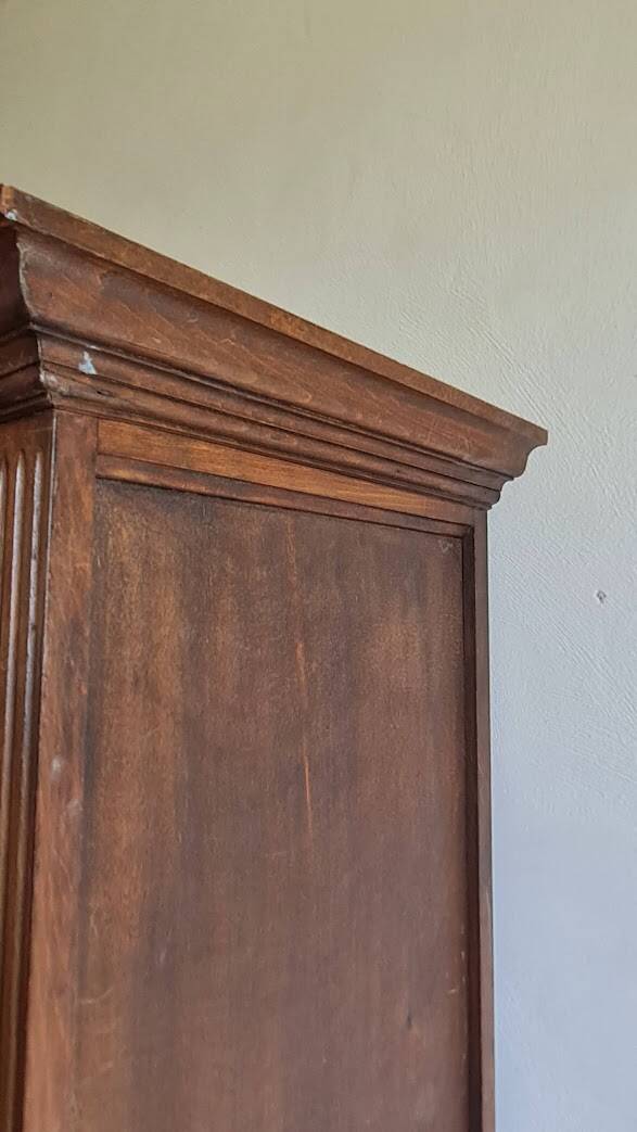 Parisian wardrobe - showcase spirit