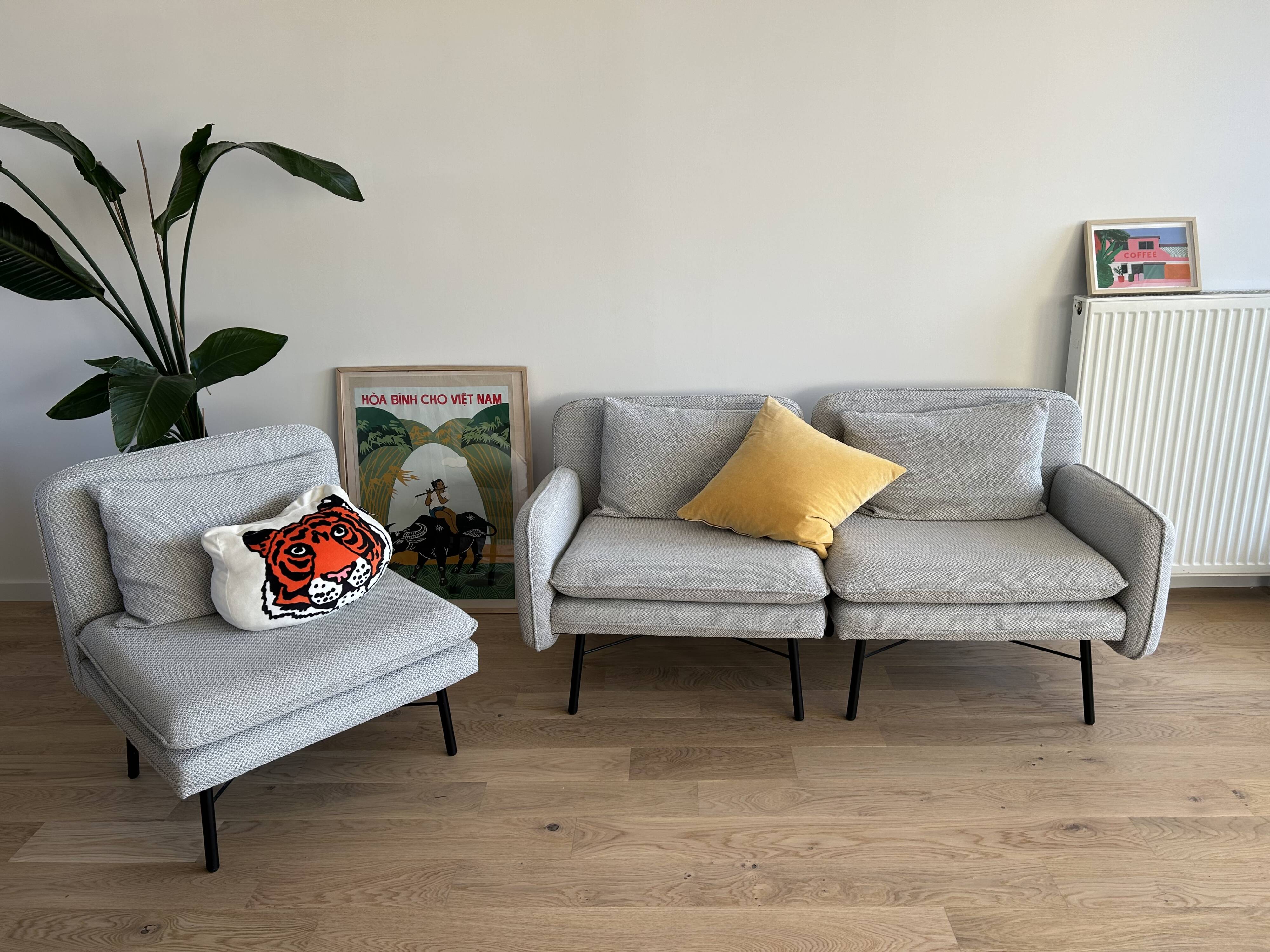 Light grey modular canapé Hübsch