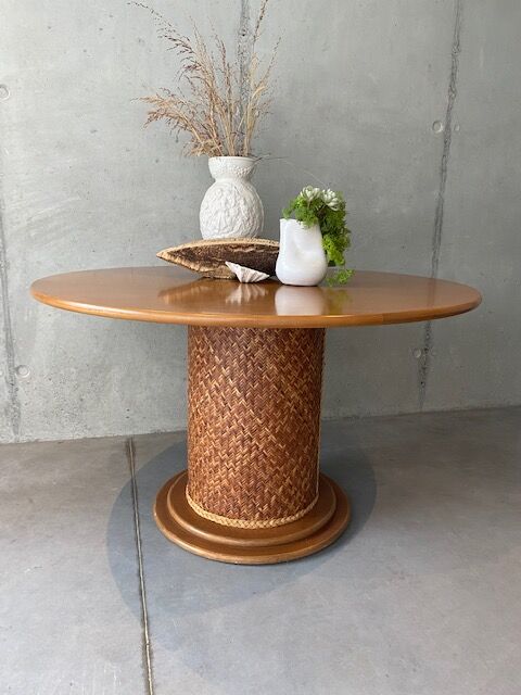 Cylinder Foot Table