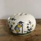 Vase hand-painted porcelain flowers