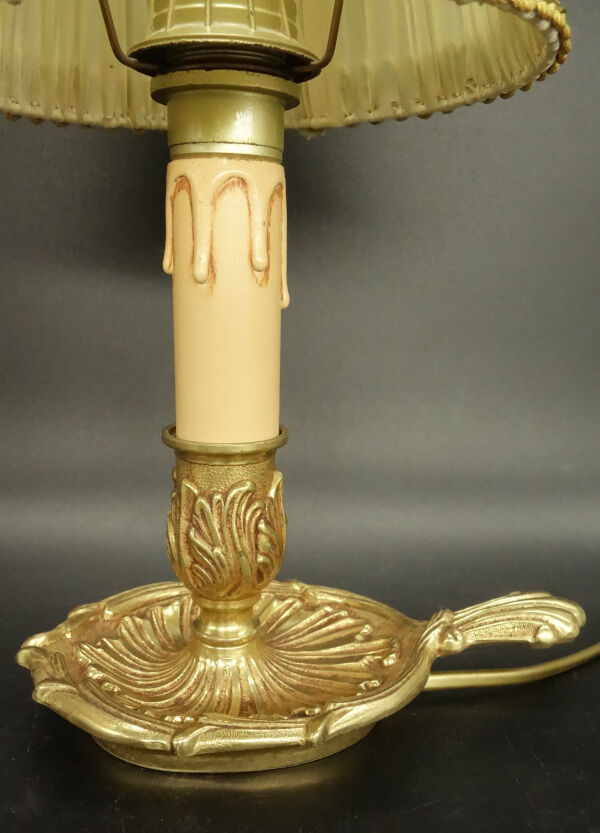 Pair of Louis XV style bedside lamps