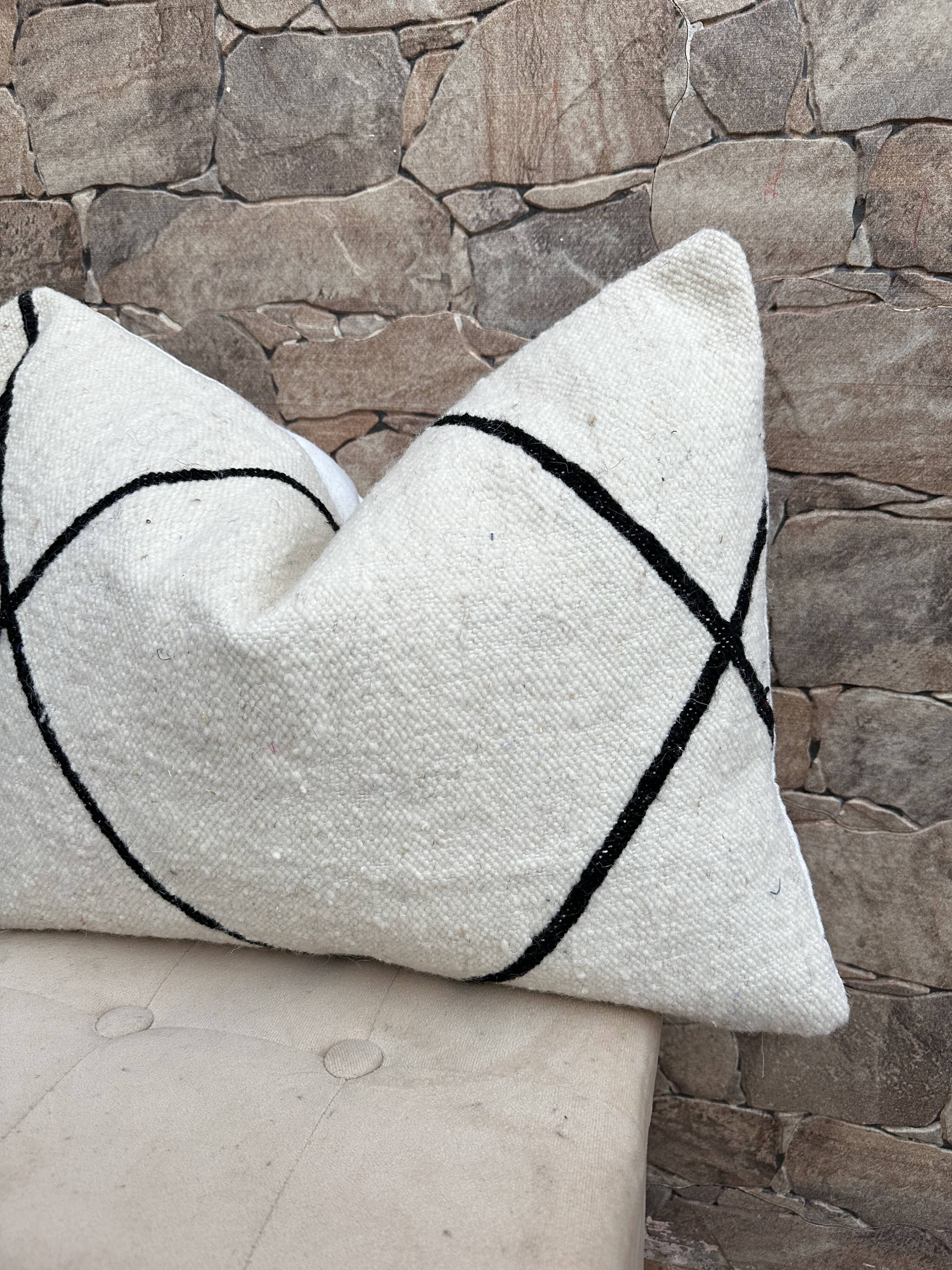 Berber cushion
